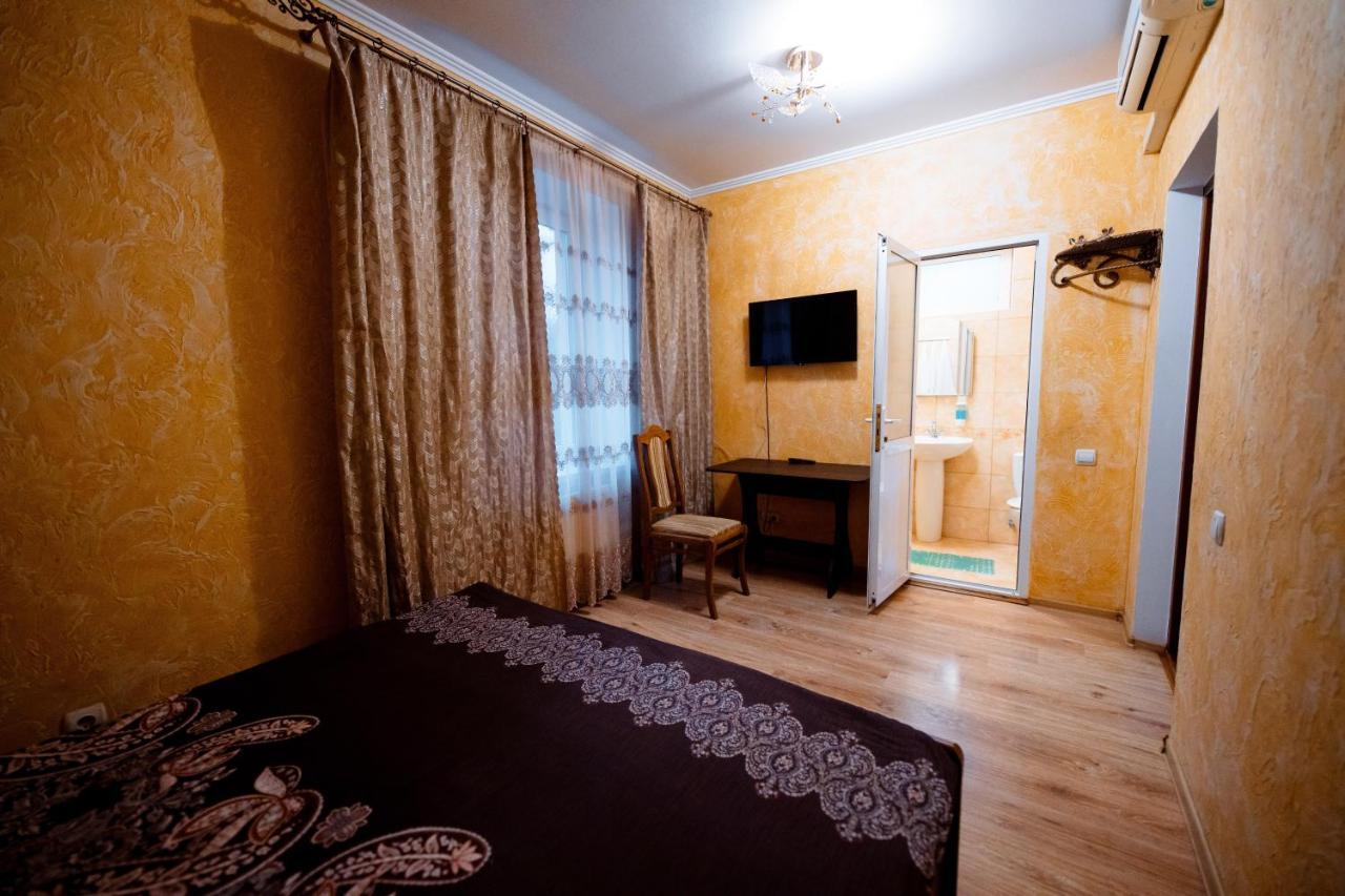 Villa Turistica Oasis Cahul Exteriör bild